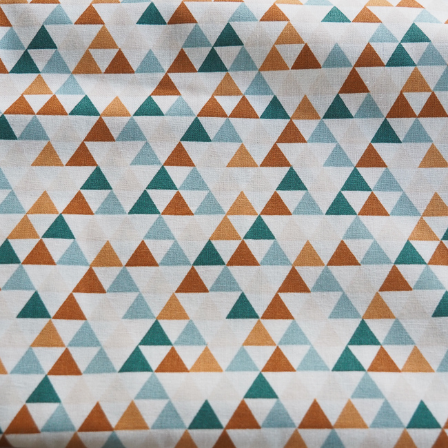 Tissu forme géométrique triangles rouille, beige et bleu canard