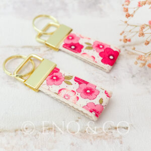 Porte clés usb tissu fleurs de cerisier beige et rose